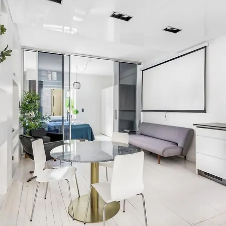 1br Modern And Luminous With Amenities Lägenhet Helsingfors