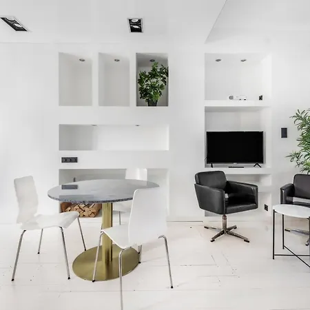 1br Modern And Luminous With Amenities * Helsínquia